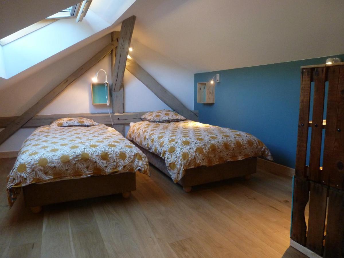 Au Cheval Blanc - Appartements Et Chambres D'Hotes Albertville Exterior foto